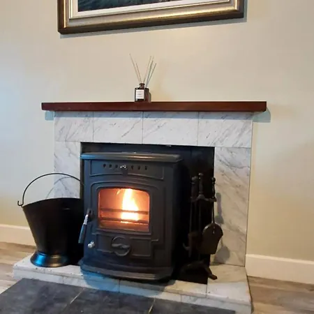 Дом отдыха A Classic Donegal Townhouse Донегол