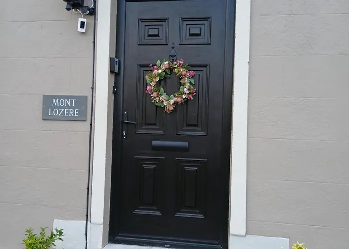 A Classic Donegal Townhouse Дом отдыха